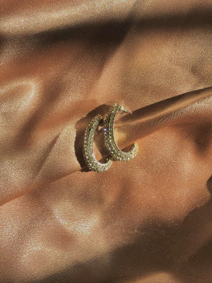 Investing in Timeless Classic Gold and Ethical Lab Diamond jewellery for a Sophisticated Office Look