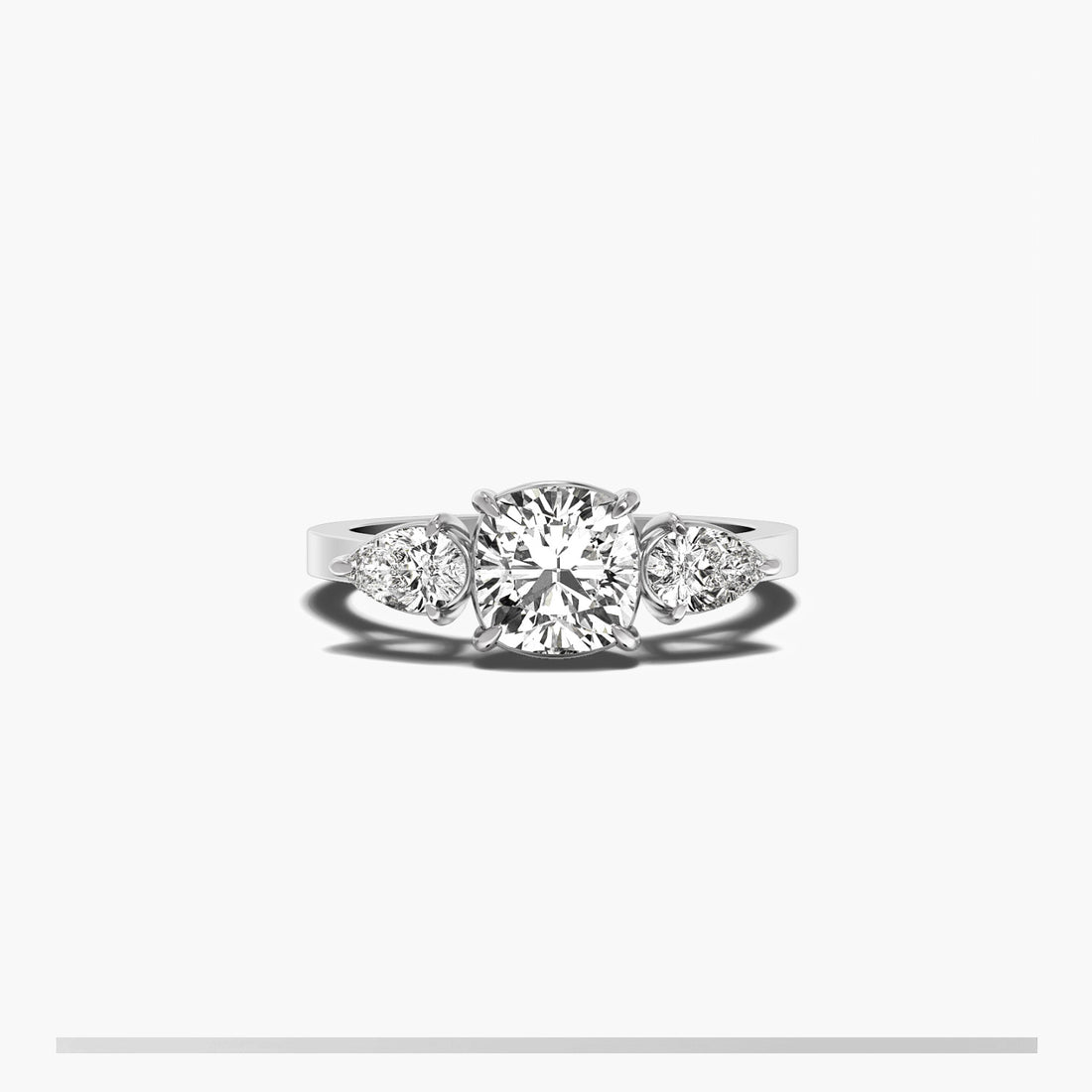 Royal Tranquility - Top View in White Gold - Diamond Ring by Moena