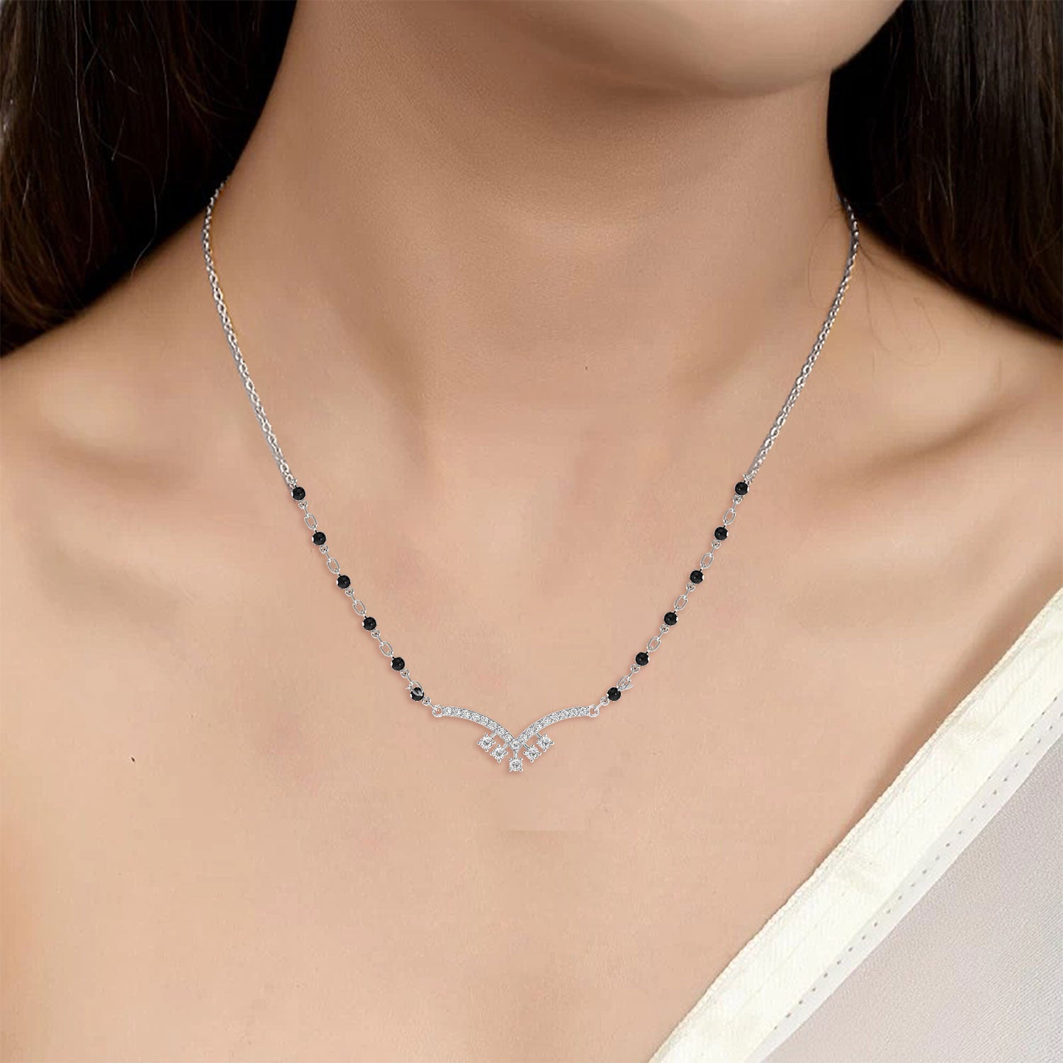 V-Curve Mangalsutra